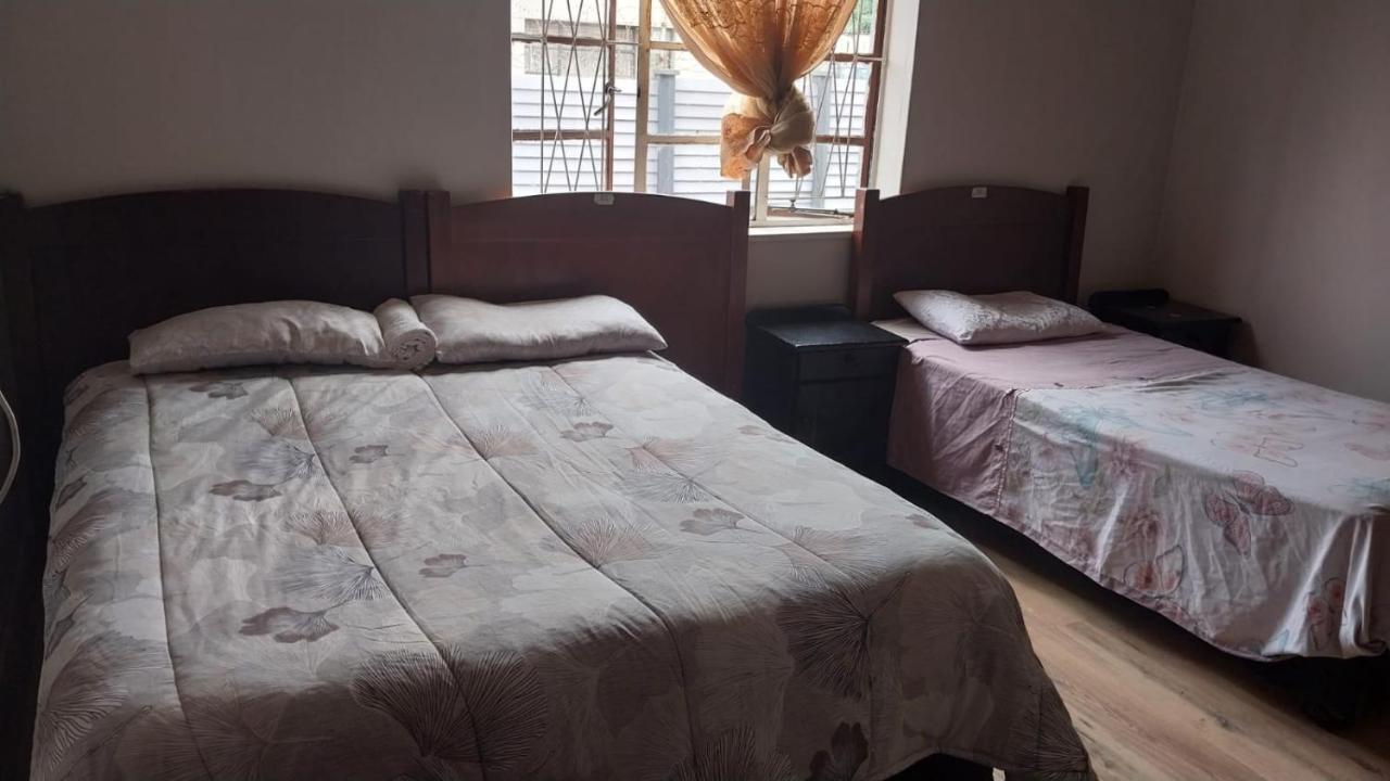 Jay'S Guest House วิตแบงก์ ภายนอก รูปภาพ